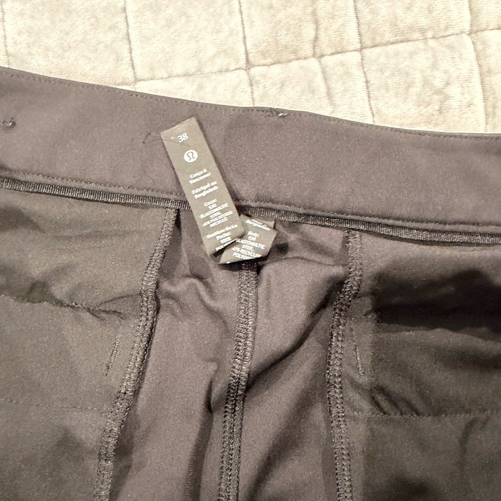 LuluLemon Men's Black Pants - Picture 2 of 3